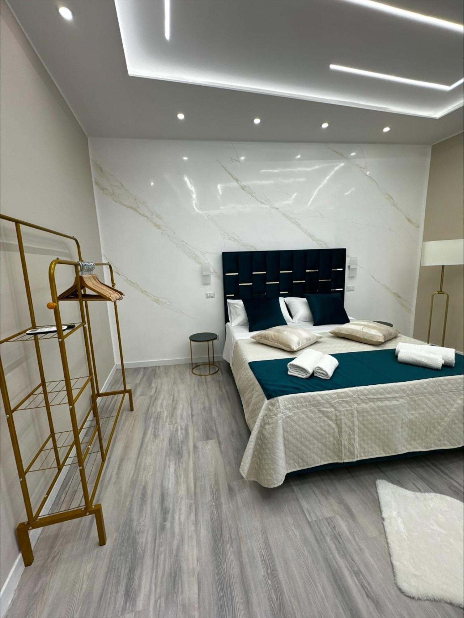 Hotel Matthias Luxury House Aeroporto di Catania Fontana Rossa Esterno foto